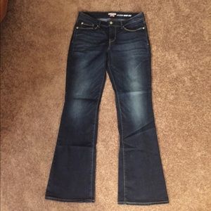 Levi’s denizen boot cut jeans size 10 dark wash